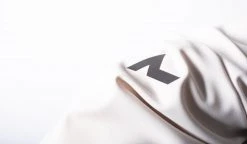 Ryzon Scope Athletic Hooded Sweater