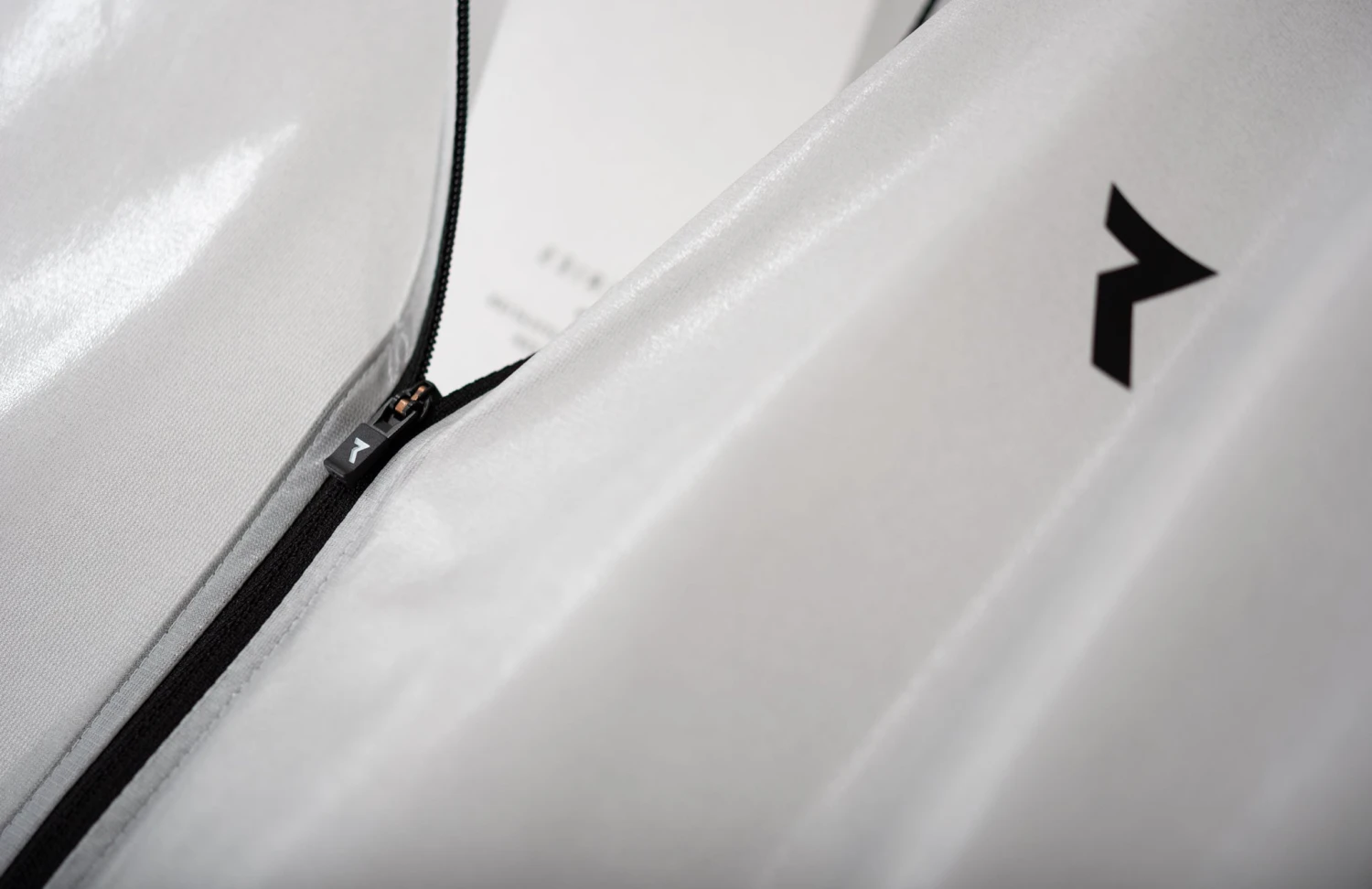 Ryzon Lumina Reflective Bike Rain Jacket 10 Ryzon Lumina Reflective Bike Rain Jacket