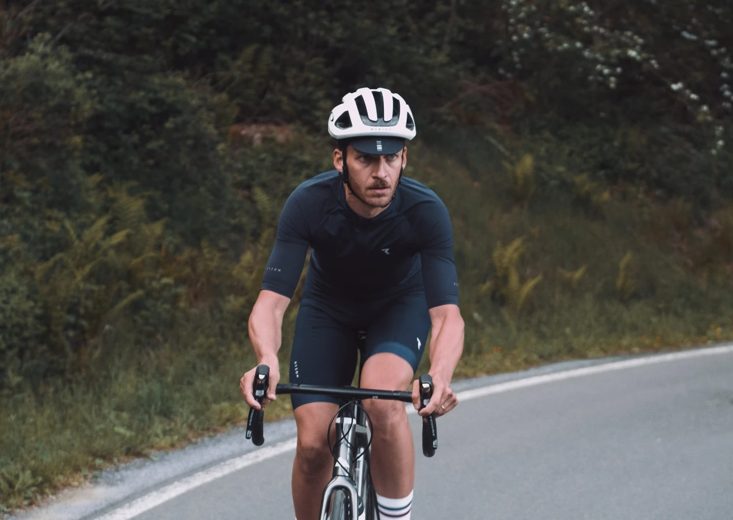 Ryzon Cycling Generator Arrow Bike Jersey Men 9 Ryzon Cycling Generator Arrow Bike Jersey Men