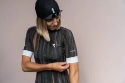 Ryzon Vela Bike Jersey Women - "Refurbished-Product" 43 Ryzon Vela Bike Jersey Women -