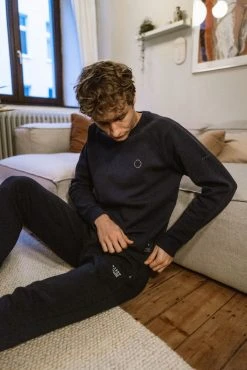 Ryzon Recharged Fuel Crewneck "Circle" Casual 27 Ryzon Recharged Fuel Crewneck