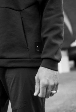 Ryzon Eclipse Graphene Shell Hooded Sweater - 1st Generation -